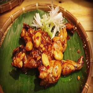 Thơm ngon bổ dưỡng cùng món đùi ếch chiên bơ tỏi 